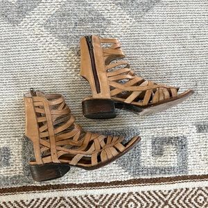 Freebird Queen gladiator strappy sandals